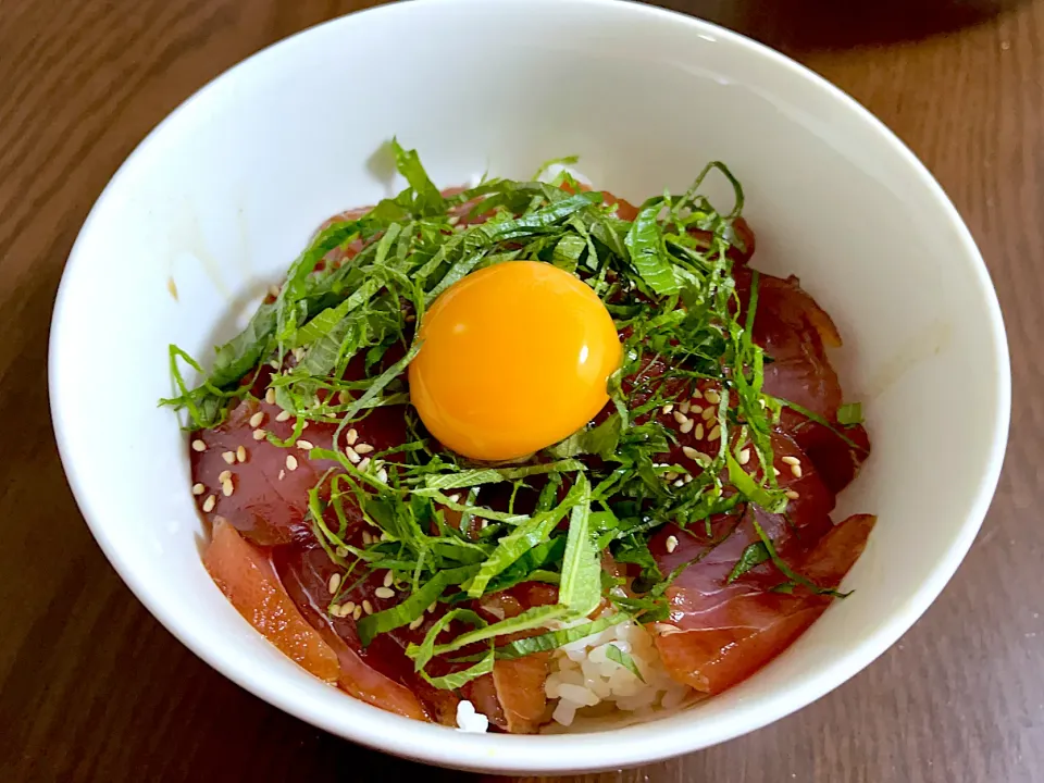 Snapdishの料理写真:マグロ漬け丼|ボンサイさん