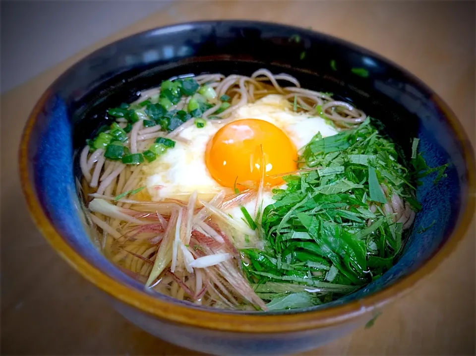 大和芋の月見蕎麦(大葉＆茗荷分葱トッピング)|やまひろさん