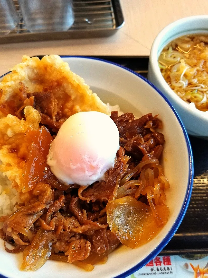 牛鶏天丼|nobさん