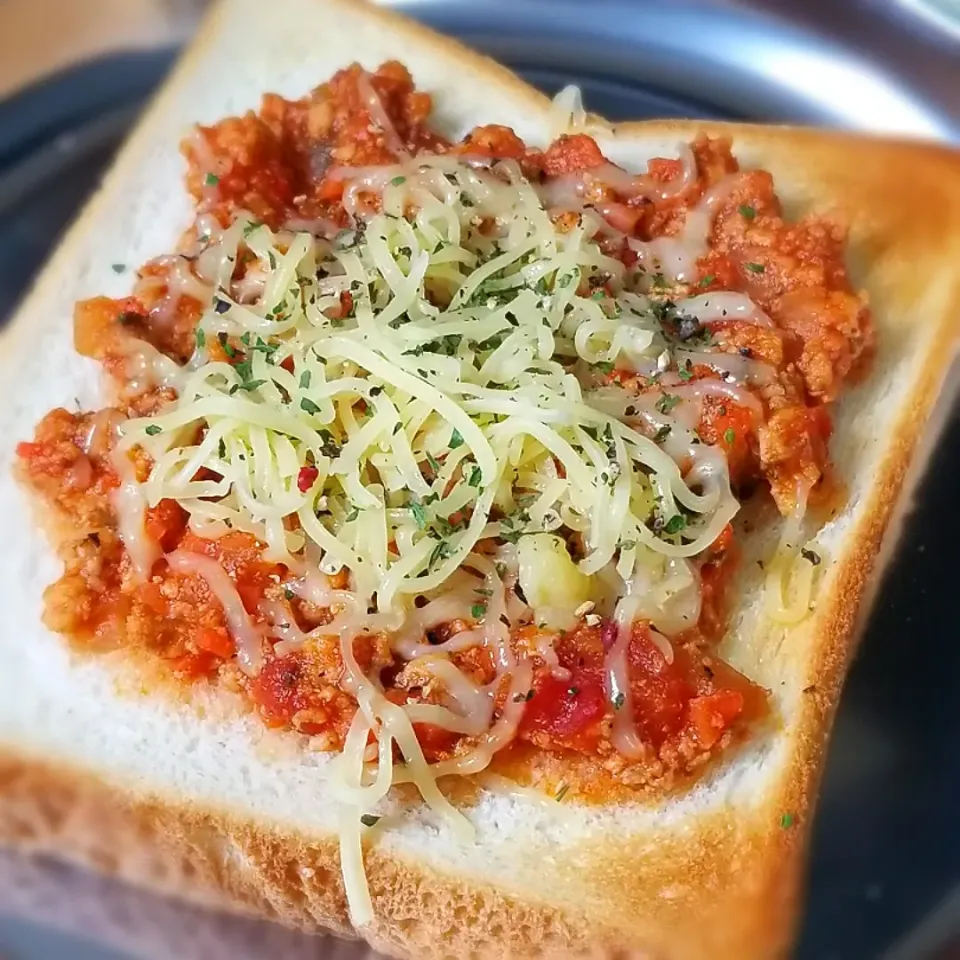 朝ごパン🍞ミートソーストースト|ぱんだのままんさん