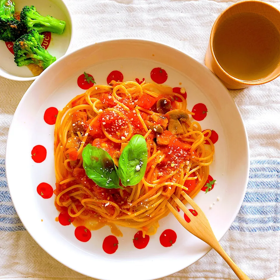 Snapdishの料理写真:鯖とトマトのパスタ|＊Aloha＊さん