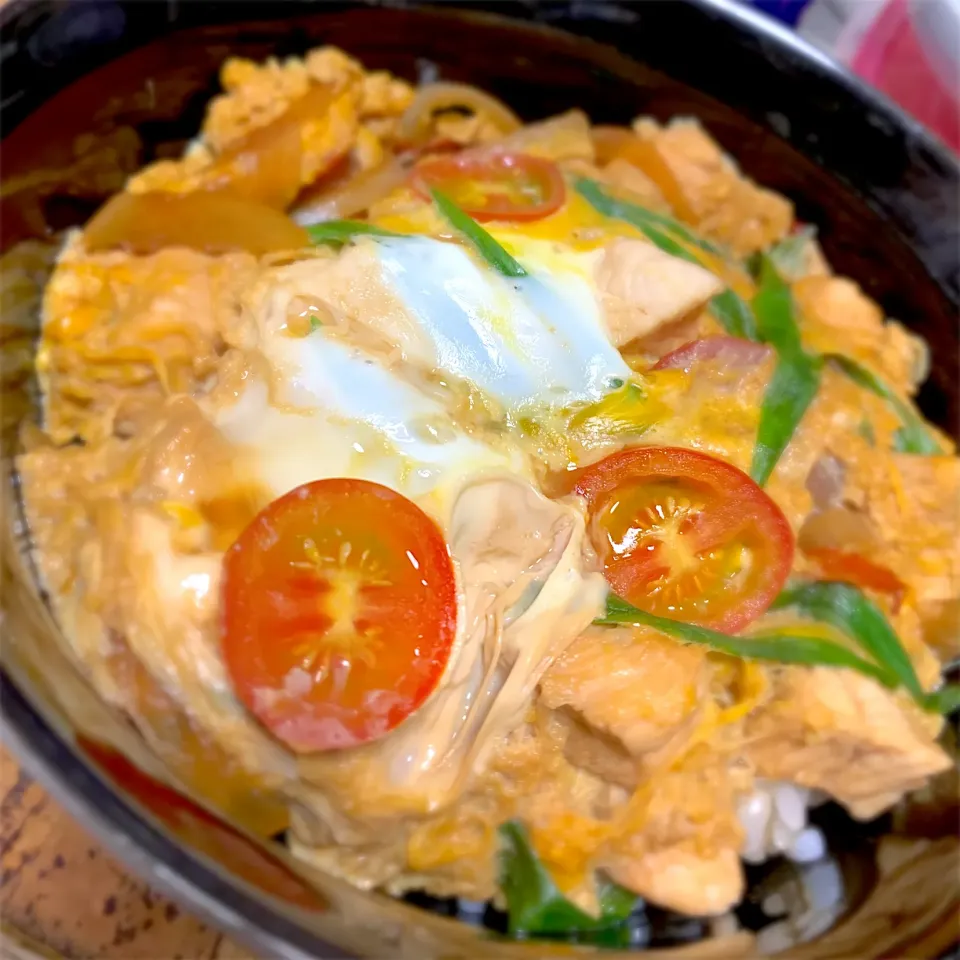 ミニトマト親子丼|にょんにいさん