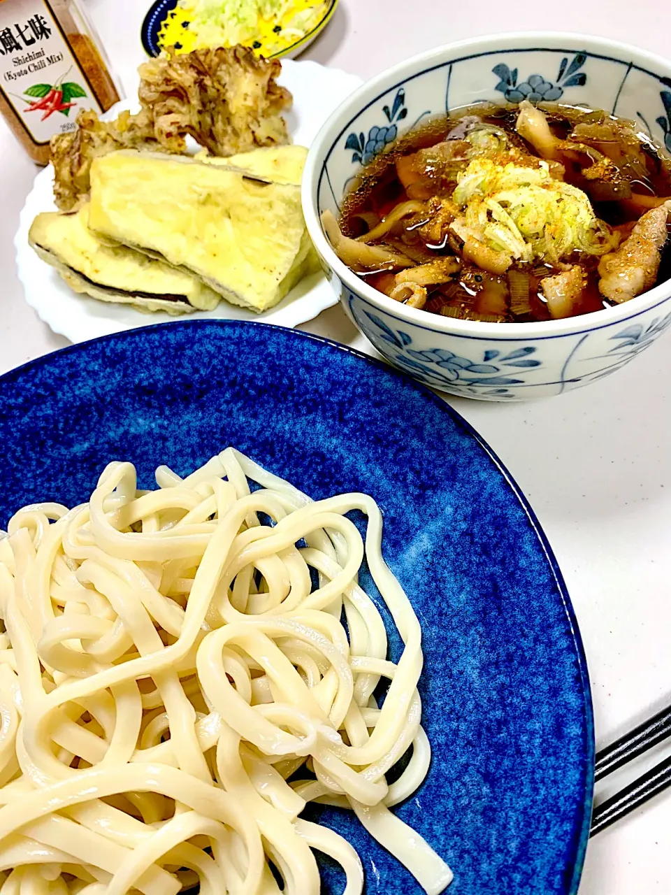 Udon with Maitake Mushroom Dashi Soup|gonbenさん