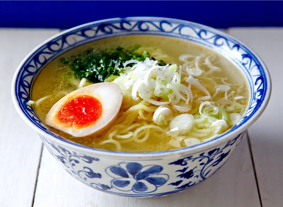 Snapdishの料理写真:博士ちゃんで紹介されていた塩ラーメン　Shio (salt) ramen|マユマユさん