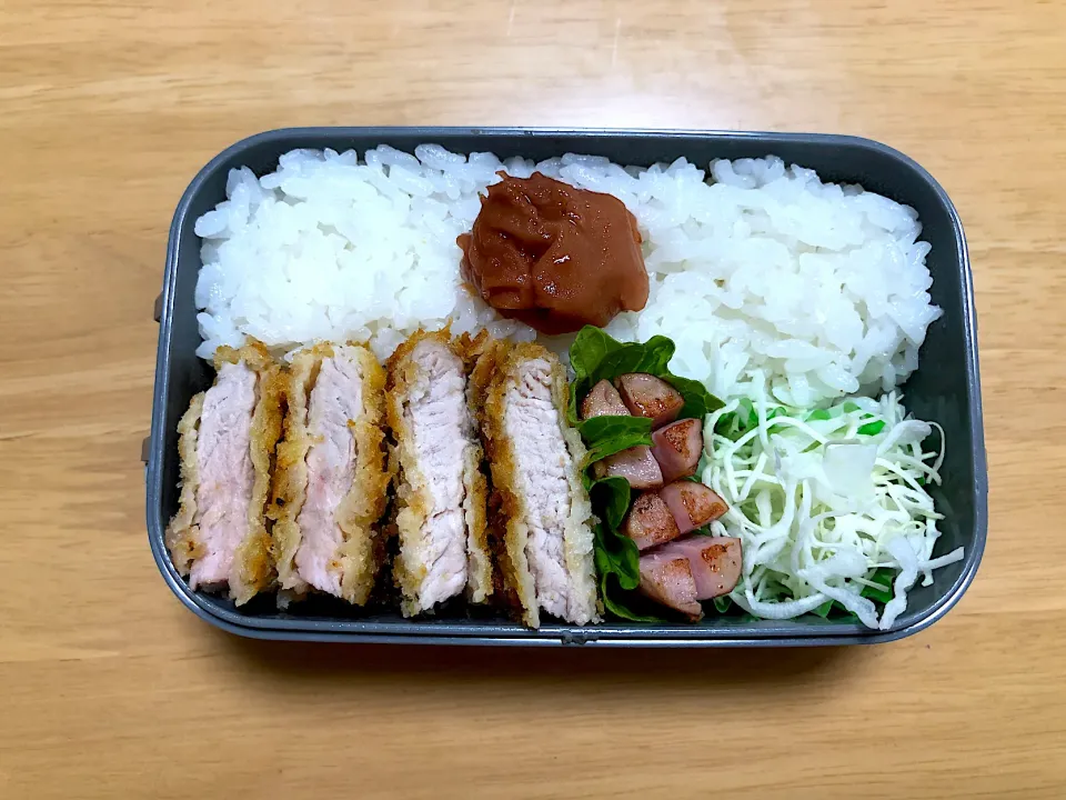 Snapdishの料理写真:トンカツ弁当|SAKIさん