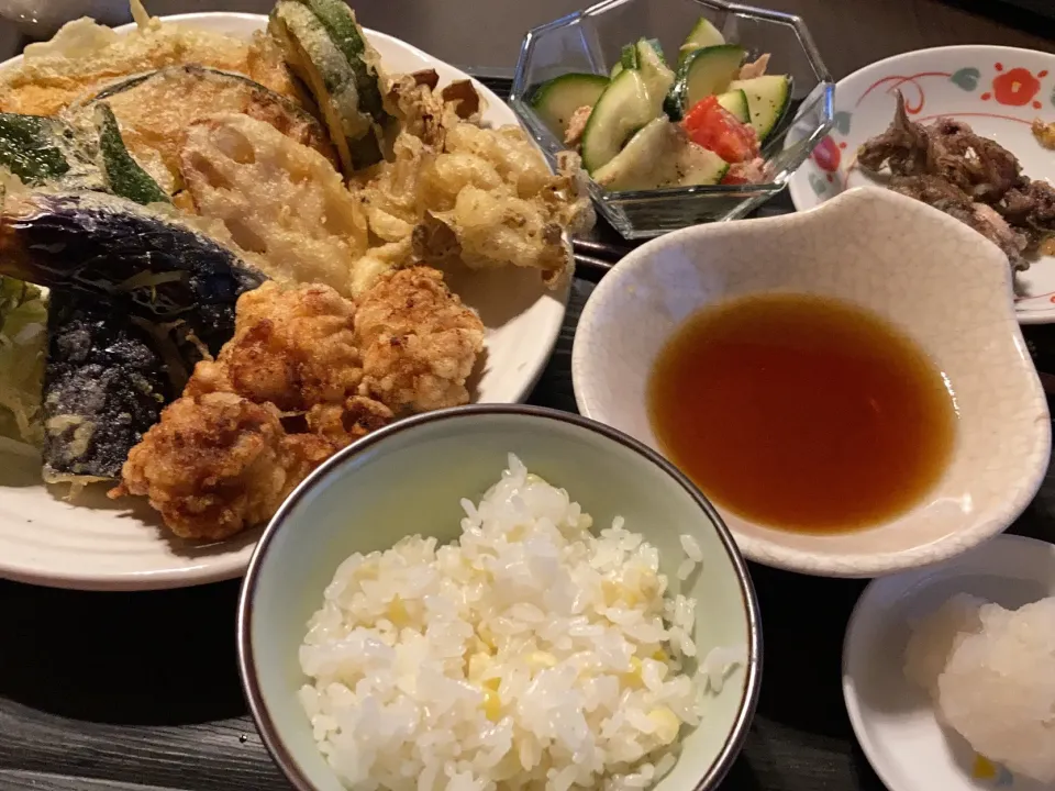 とうもろこしご飯、夏野菜天ぷら|クラチさん
