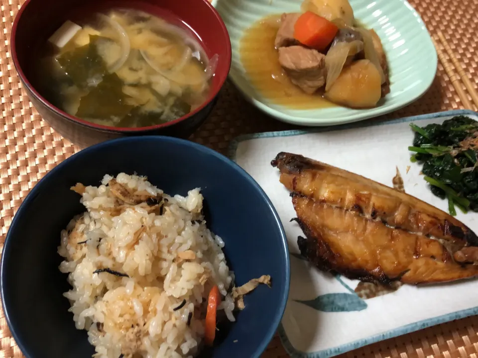 帆立の炊き込みご飯&肉じゃが|ここなりさん