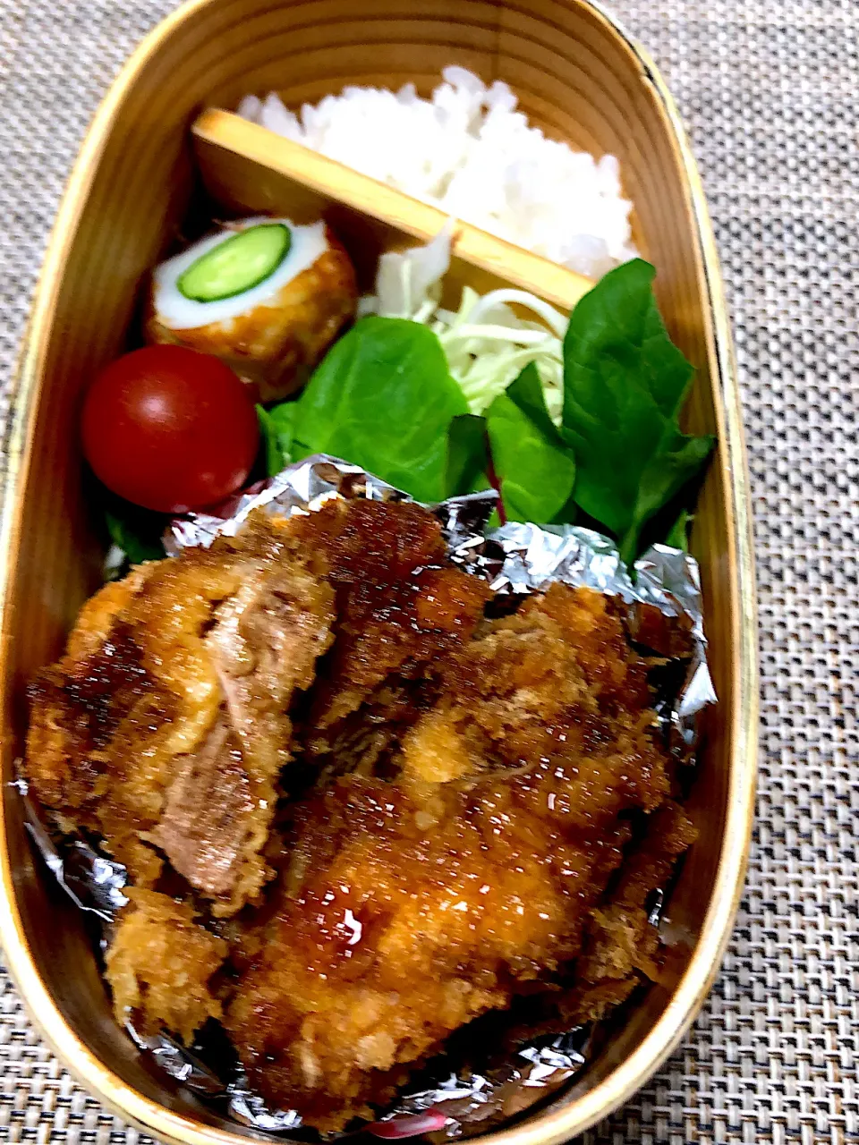 ソースカツ丼弁当🍱|ヒロミ🏝🏝🏝🌺🏄🌊🐬🏄‍♀️🏄‍♂️🍹🐠👙🌺さん