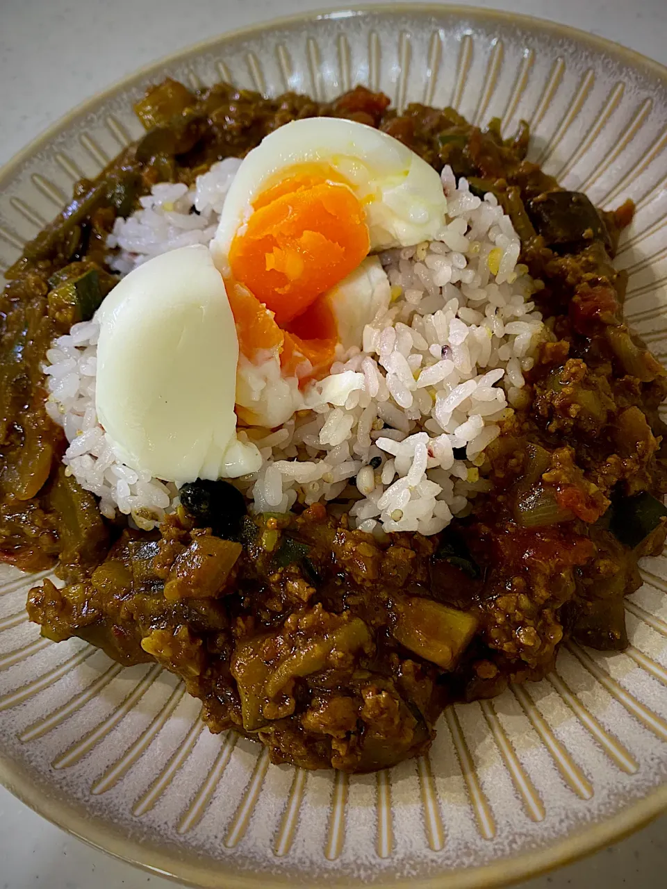 野菜たっぷりのドライカレー🍛|minaさん