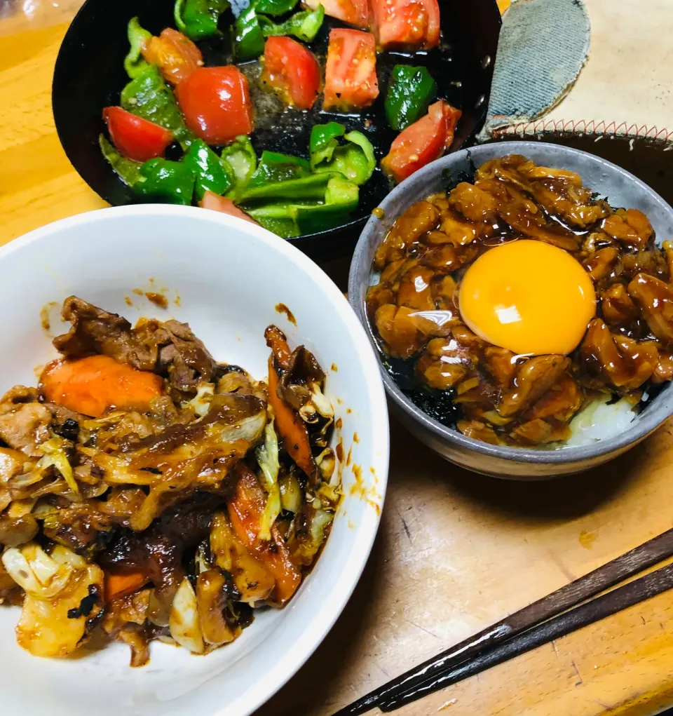 Snapdishの料理写真:残り野菜の中華風炒め、トマトとピーマンのアーリオオーリオ風、照り焼き親子丼|ミカさん