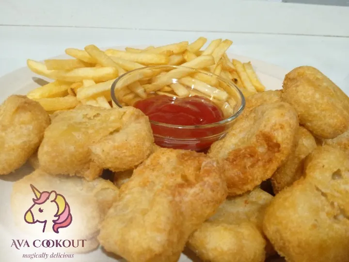 Chicken Nuggets & Fries|Averine Micheleさん