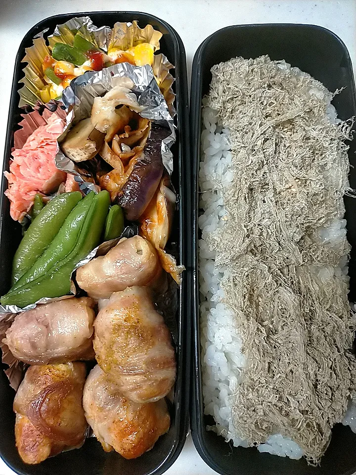 オーブンで全部焼き弁当
★ネギ・油揚げ入り肉巻き
★茄子チーズ焼き
★アスパラ・コーン焼き
★銀鮭塩焼き
★スナップエンドウ|芽亜里さん