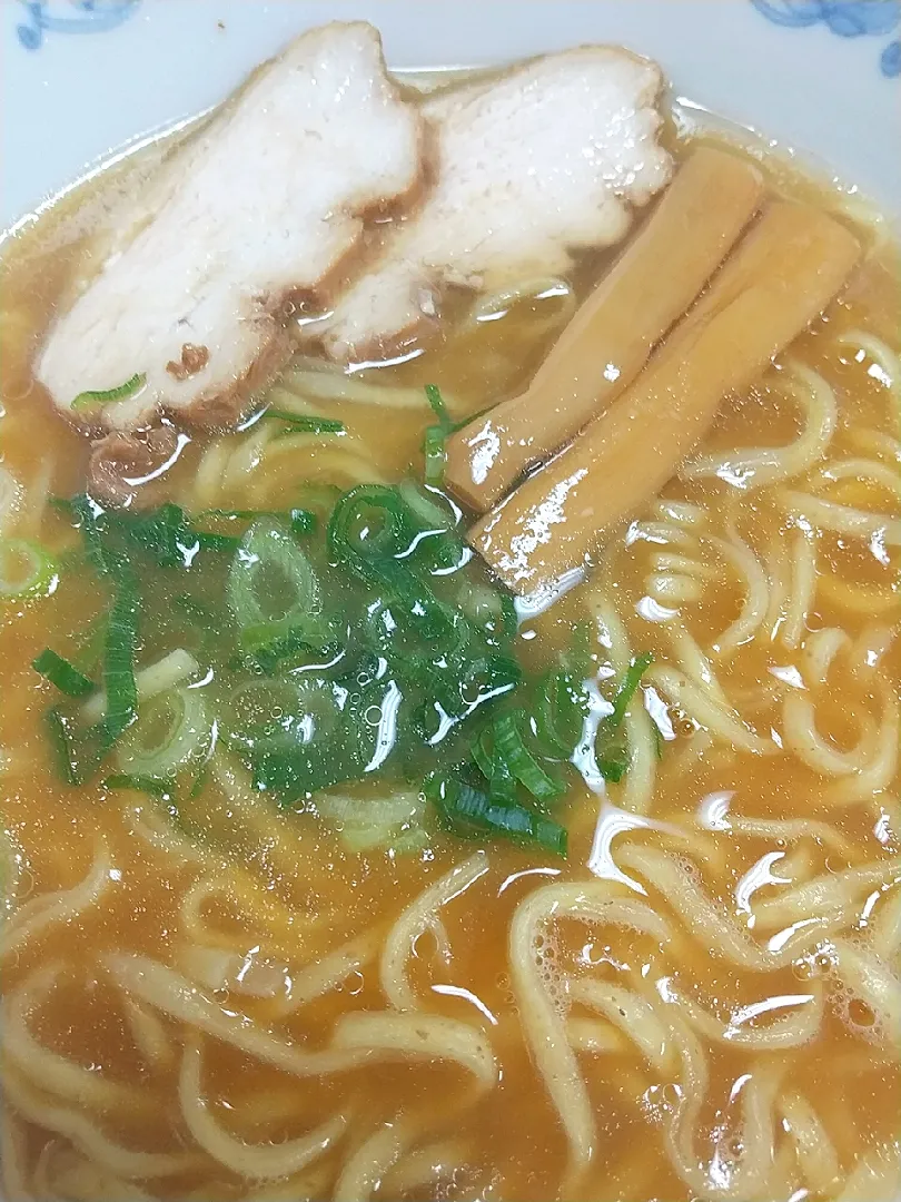 ☆今日のお昼ごはん☆　味噌ラーメンと手作り鶏チャーシュー|hamamaさん