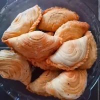 Karipap pusing|Gja Anuarさん