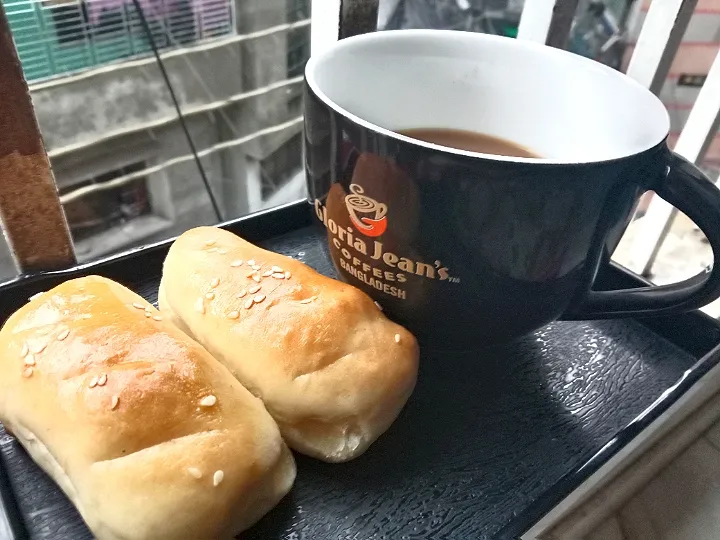 Sausage Bun and Coffee time|Sadia Meherinさん