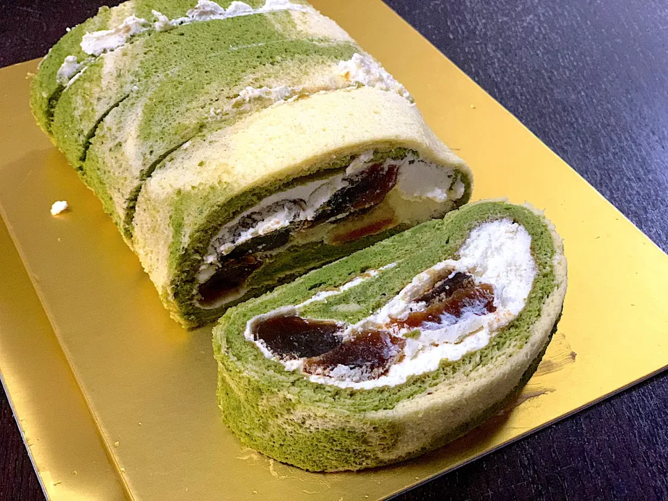 Warabimochi macha roll cake|yeni kartikasariさん