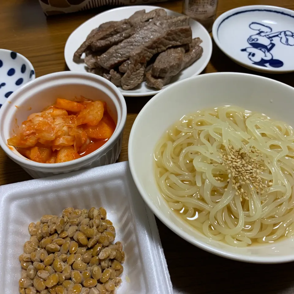 Snapdishの料理写真:7月2日夜は冷麺とキムチ納豆|とももさん