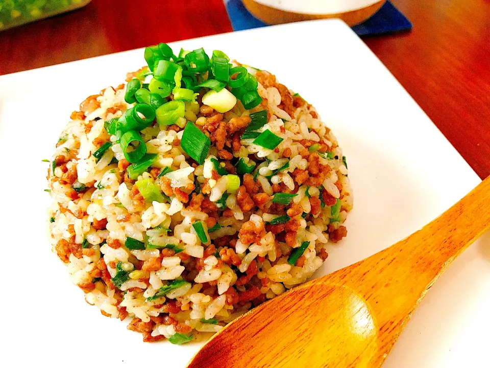 ⭐️7.3🌤朝ごはん⭐️お酢をかけたらもう餃子味！餃子風チャーハン♪|さとみさん