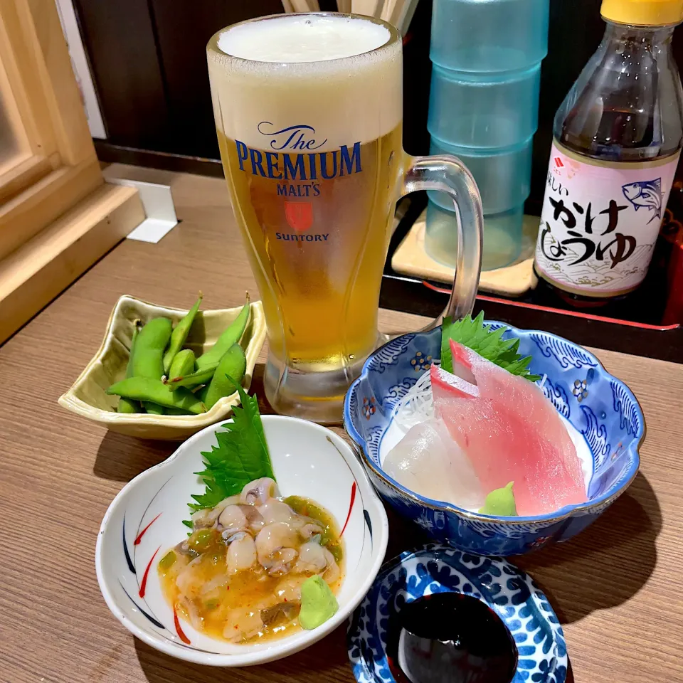 生ビール
お刺身3種盛り
えだまめ
たこのわさび漬け|T. Wonderさん