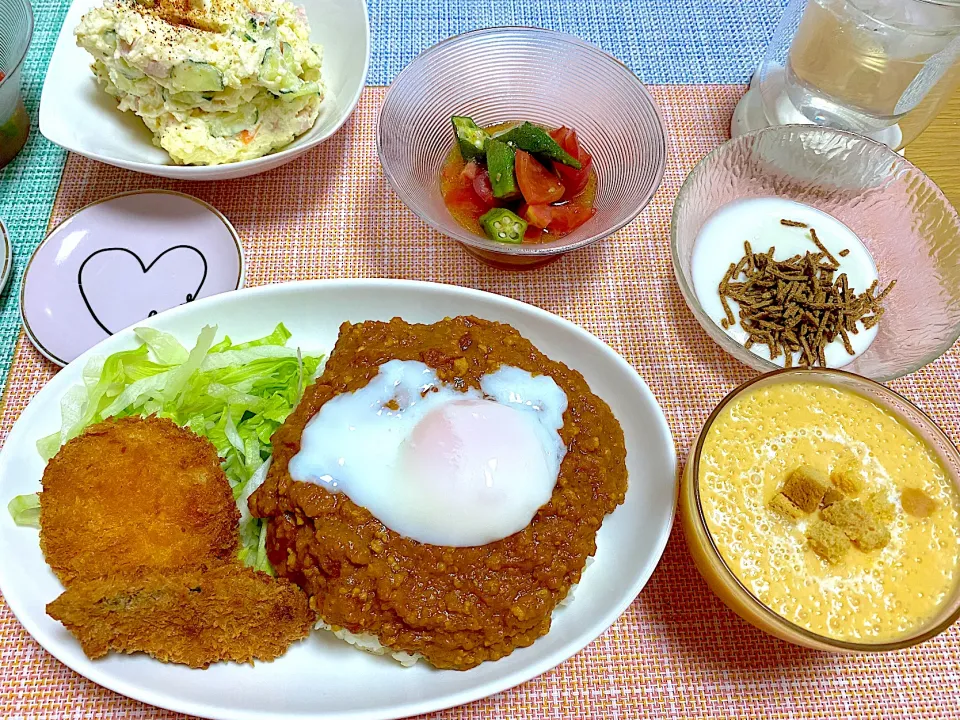 Snapdishの料理写真:まったりドライカレー|めぐみんさん