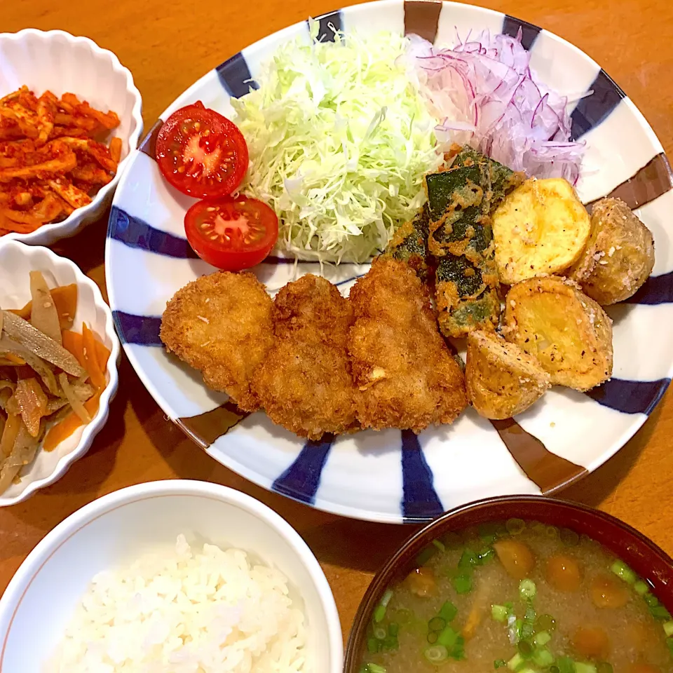 Snapdishの料理写真:ヒレカツの夕飯|あっちゃんさん