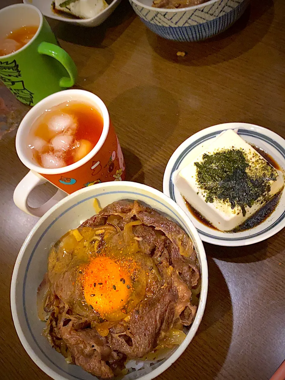 Snapdishの料理写真:牛丼　冷奴　海苔　麦茶|ch＊K*∀o(^^*)♪さん