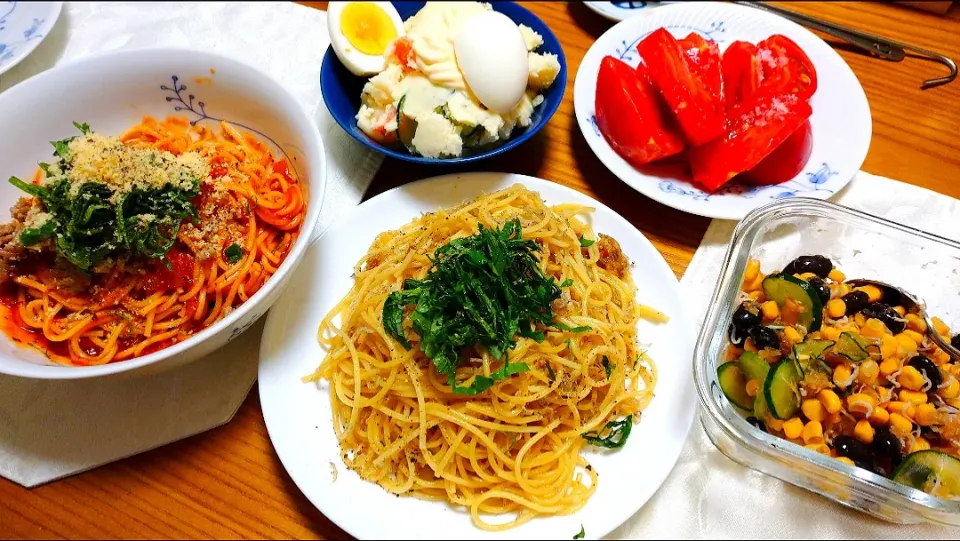 7/3の夕食🌃🍴
備蓄のパスタ&パスタソースで時短料理
ポモドーロ、ペペロンチーノ|卯月さん