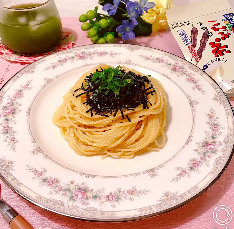 《濃厚なめらか・たらこパスタ》〜こんぶ茶で隠し味〜|ちゃべさん