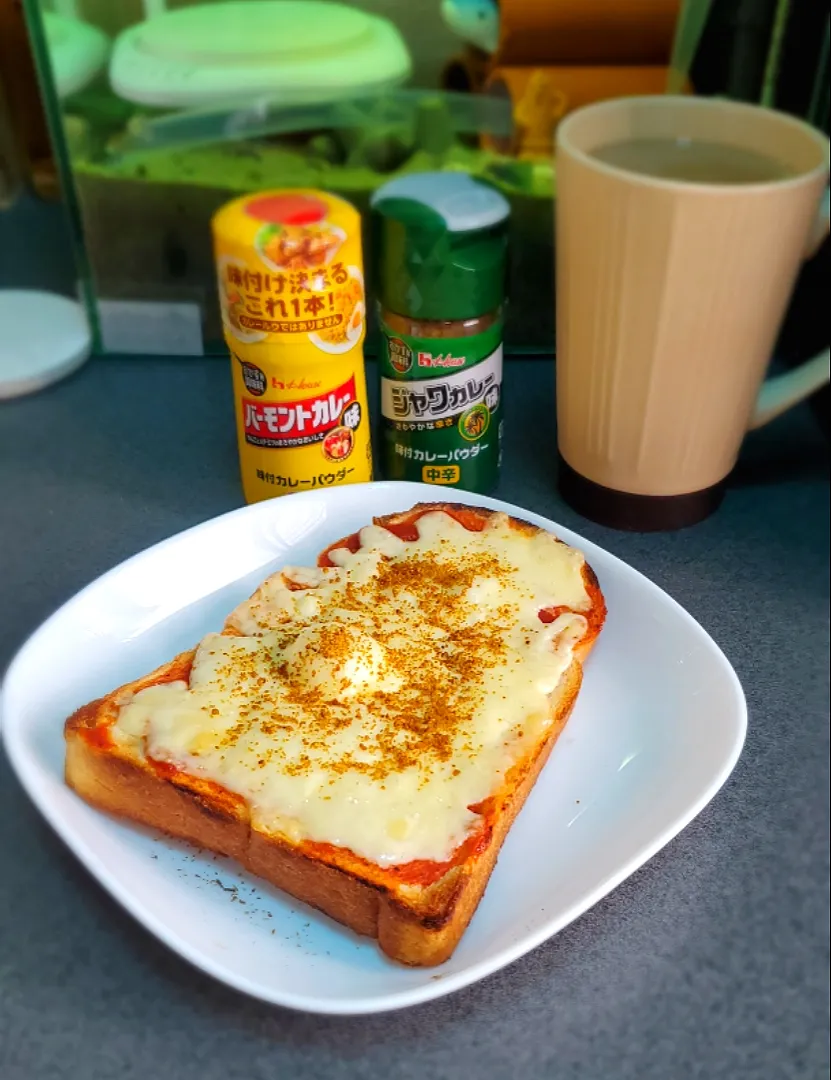 即席　カレーチーズパン😋|masaki .fさん