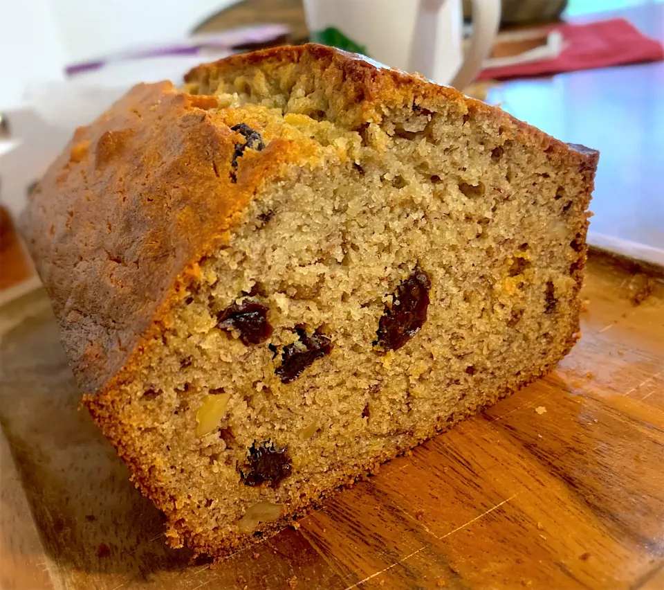 Banana bread with raisins and walnuts|Sayaka Jinsenji Huletteさん