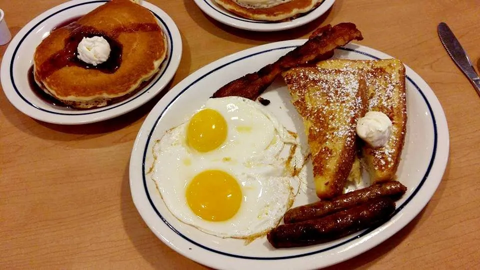 Snapdishの料理写真:IHOP breakfast|steven z.y.さん