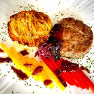 キャンプ飯自家製バンズでハンバーガー はやちん Snapdish スナップディッシュ Id 0eozsa
