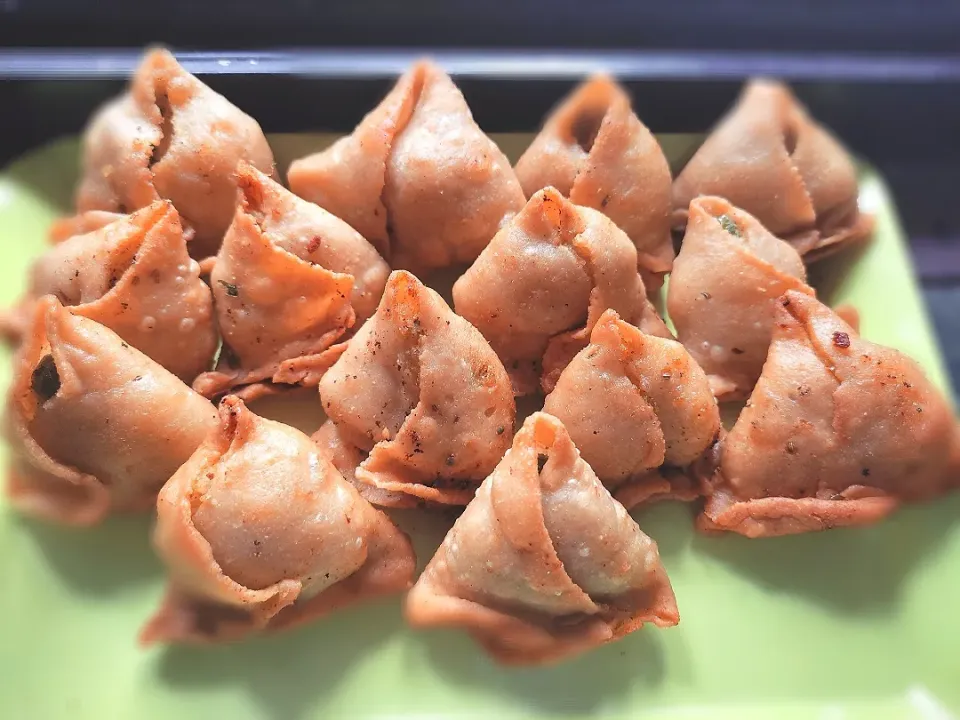 Samosa shots|makarand khairnarさん