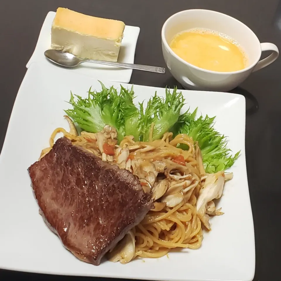 Snapdishの料理写真:ZENB NOODLE　ミニトマトのアーリオオーリオ|Yukiさん