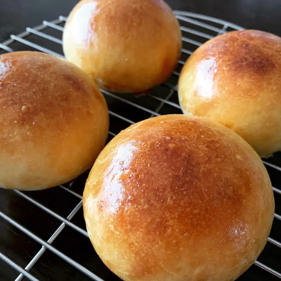 Snapdishの料理写真:手ごね丸パン✨|桃実さん