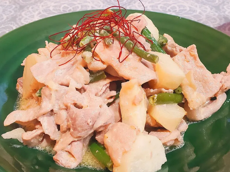 長いもと豚肉のごまマヨ炒め|モコさん