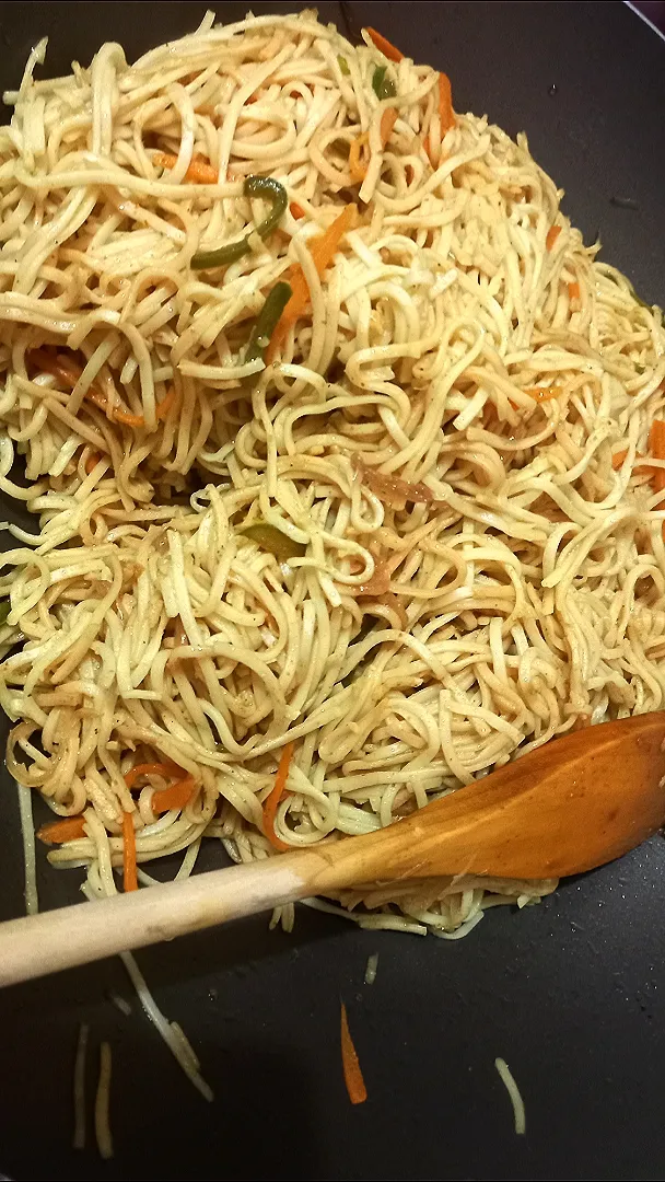 Snapdishの料理写真:Chowmein|yogeshさん