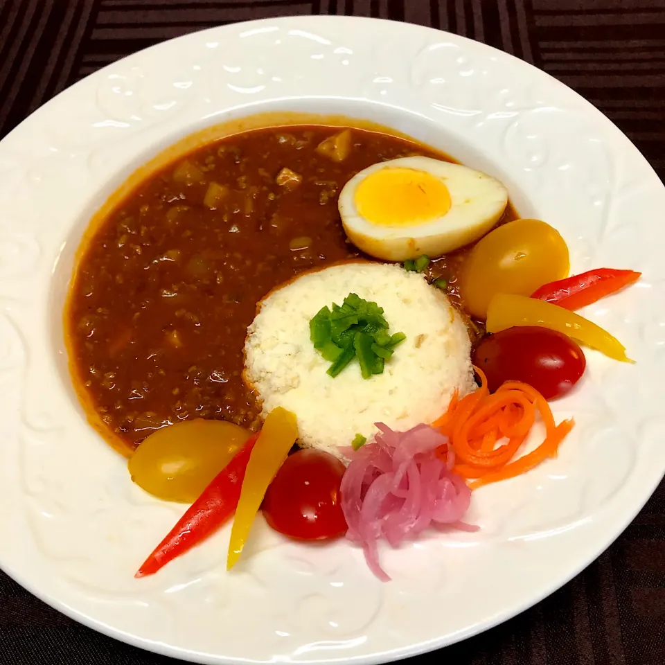 Snapdishの料理写真:スパイシーカレー🍛おから💐|henryさん