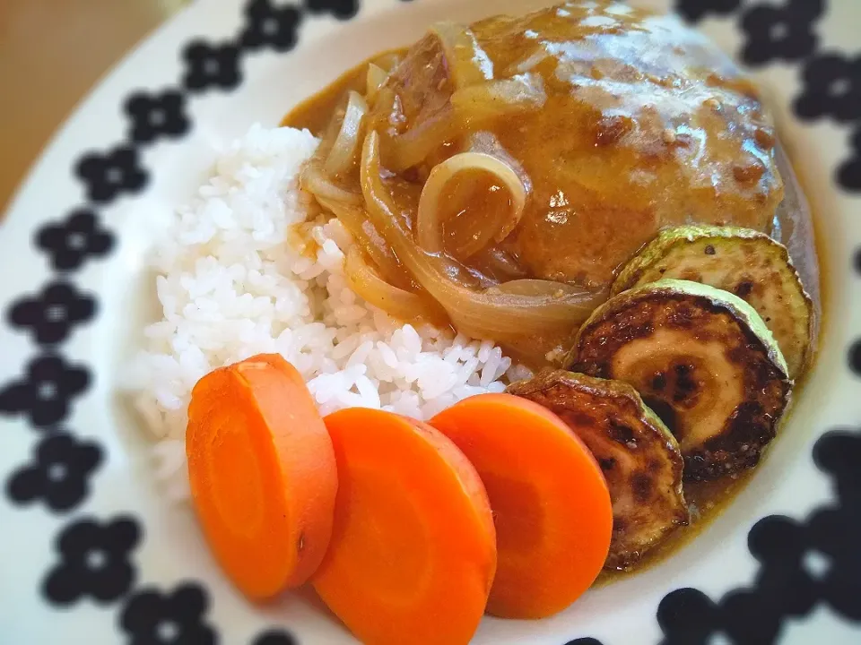 カレー煮込みハンバーグ|めめさん