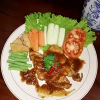 Bisteak Ayam|Pawon Kampoengさん