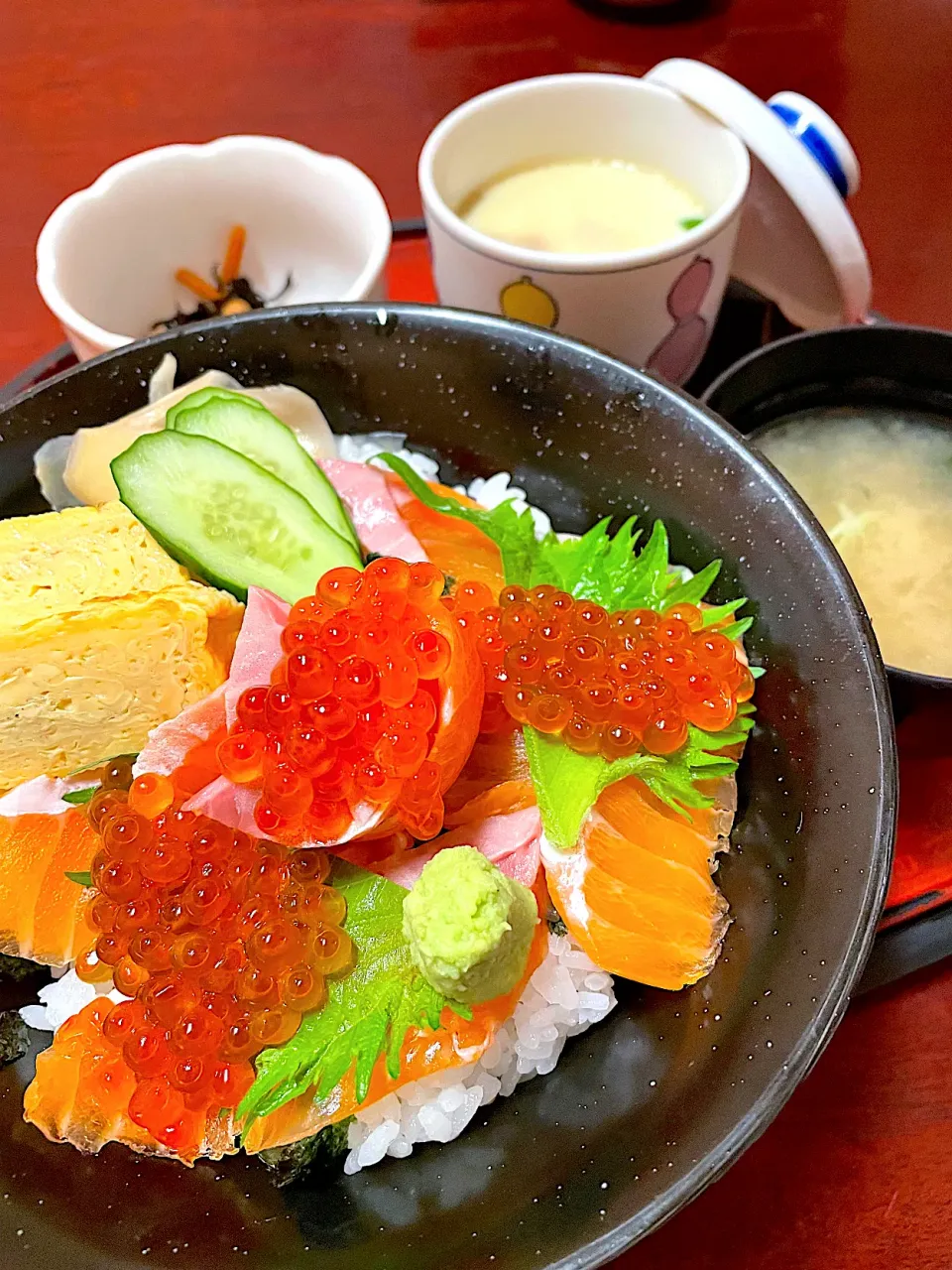 信州サーモンといくら丼|ヨッチャンさん