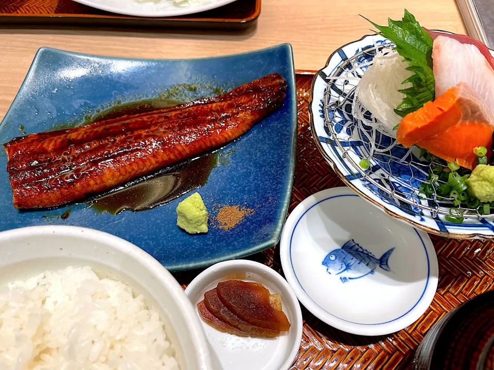 うなぎと刺身定食|マハロ菊池さん