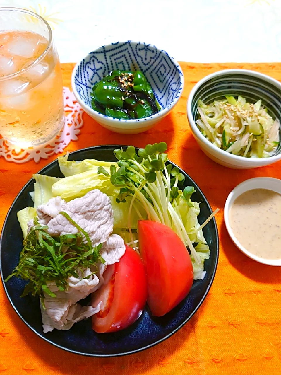 冷しゃぶでお夕飯🌃🍴|🍒ふみりん🍒さん