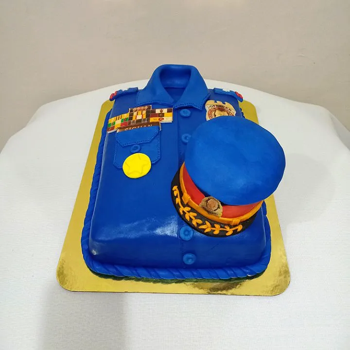 Police Uniform Cake|Cherry Ann Palparanさん