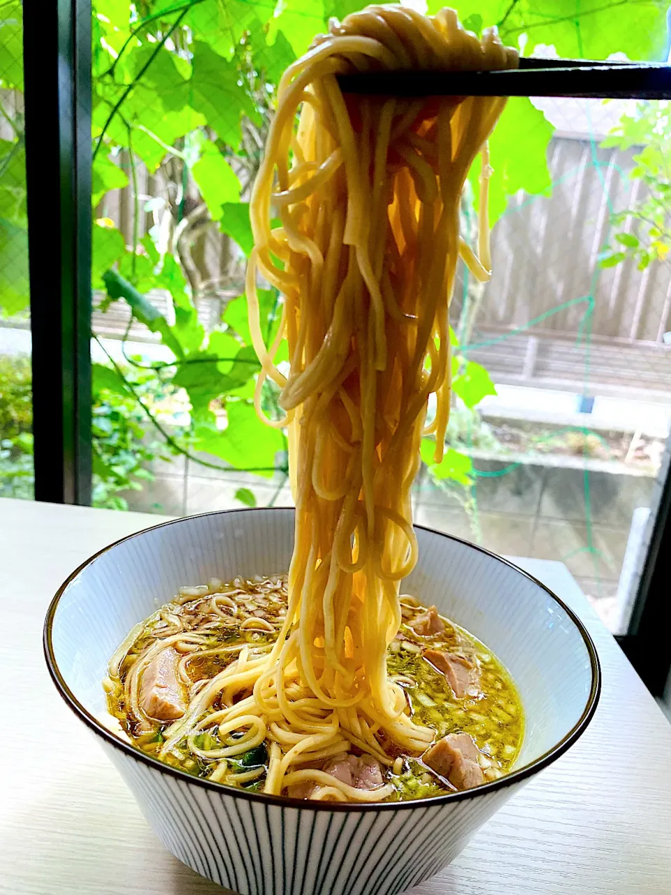 飯田商店の醤油ラーメン|shikaさん