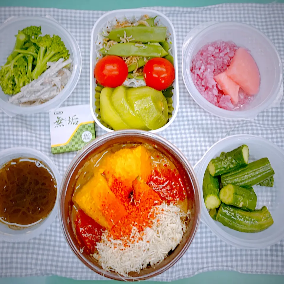 今日のお弁当★サバ缶、長芋、ズッキーニ、トマト、酢玉ねぎ、酢生姜、椎茸、ひよこ豆、カボチャ、ブロッコリー茎など…具だくさんもち麦スープ|riko30294さん