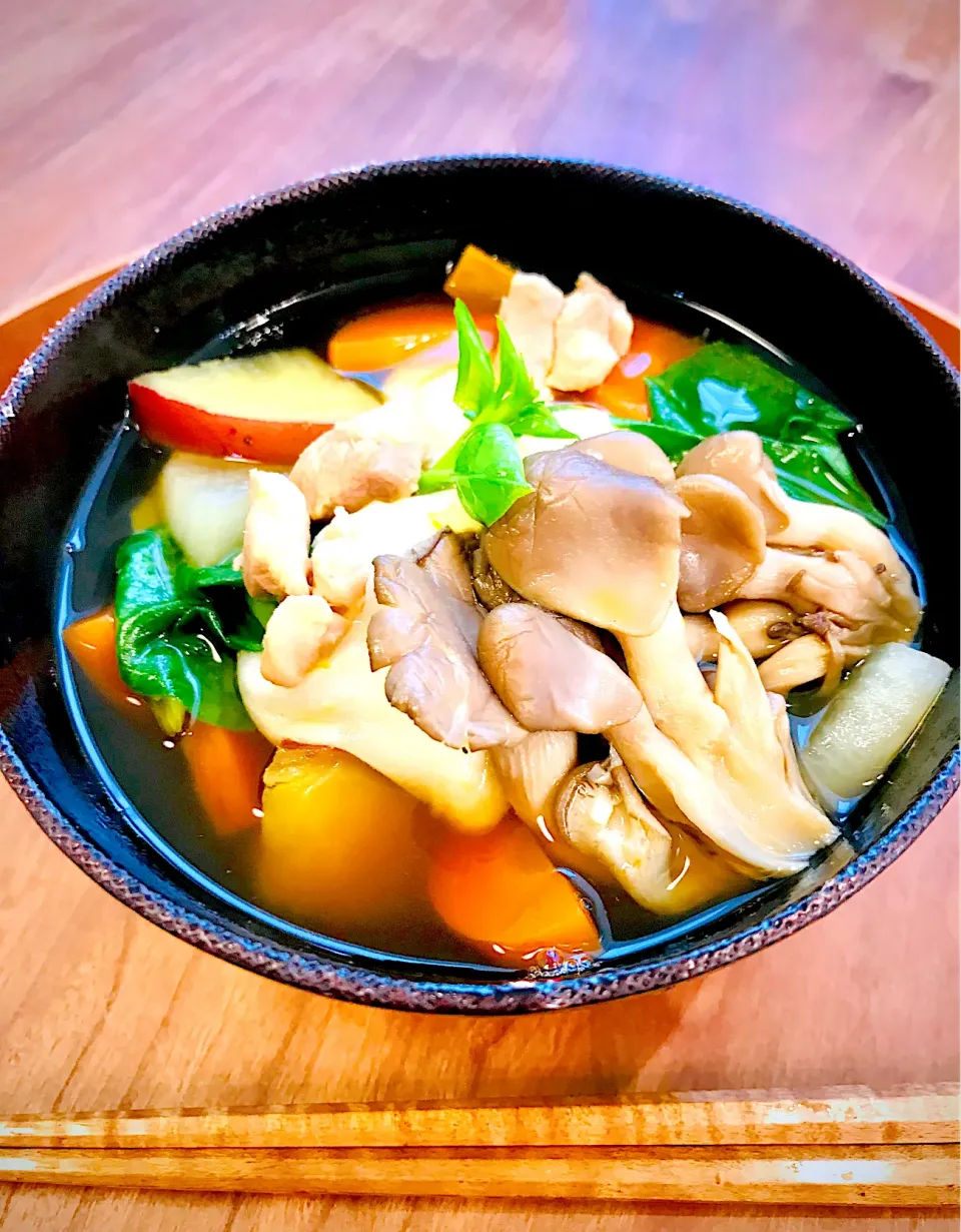 昼食☀️季節外れのお雑煮🍵|ブルースプーンさん