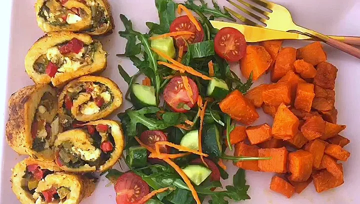 Chicken Stuffed Served With Roasted SweetPotato And Green Salad|MKVさん