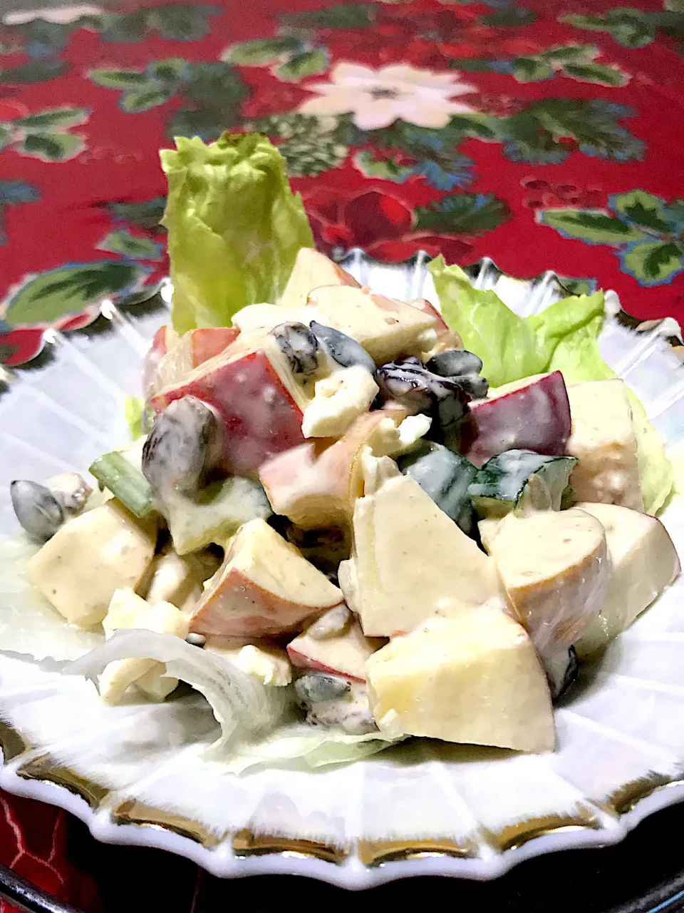 Waldorf Salad|The Kitchen Kittiesさん