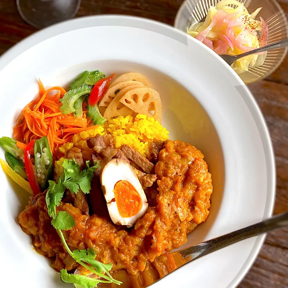 チキンカレーと魯肉飯のあいがけプレート|Kさん